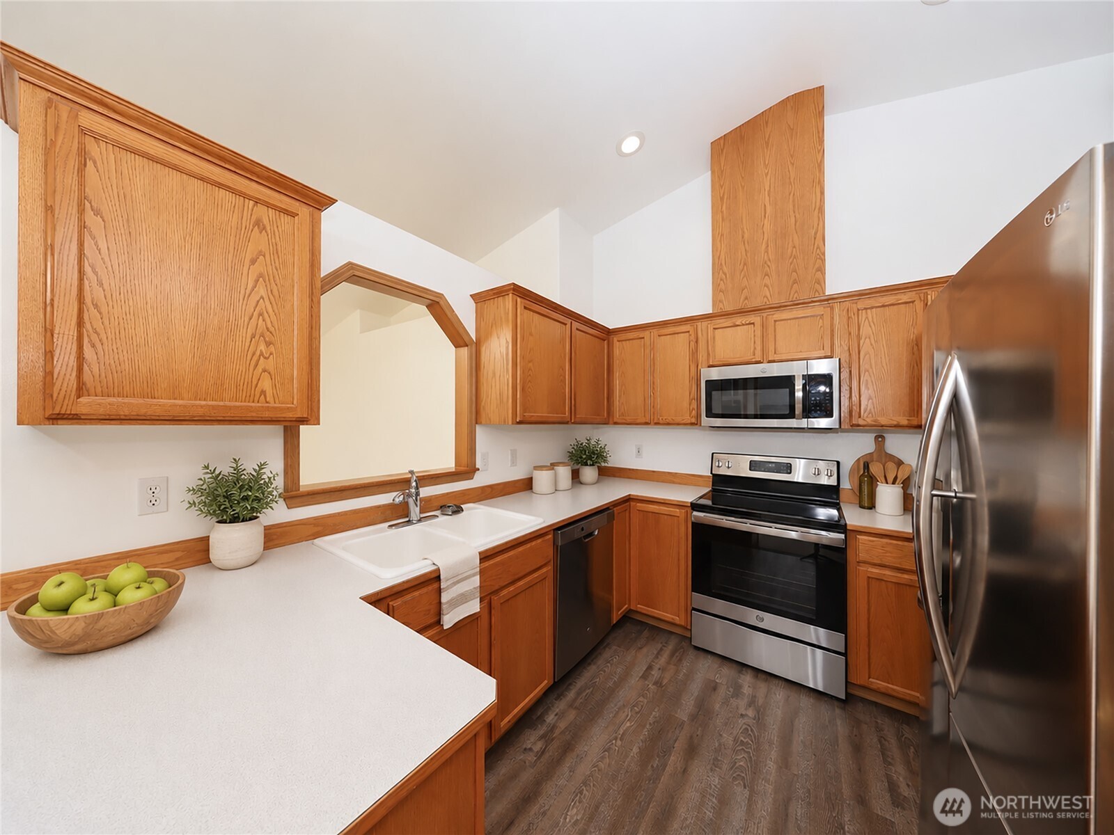 11225 52nd Avenue Property Photo 7