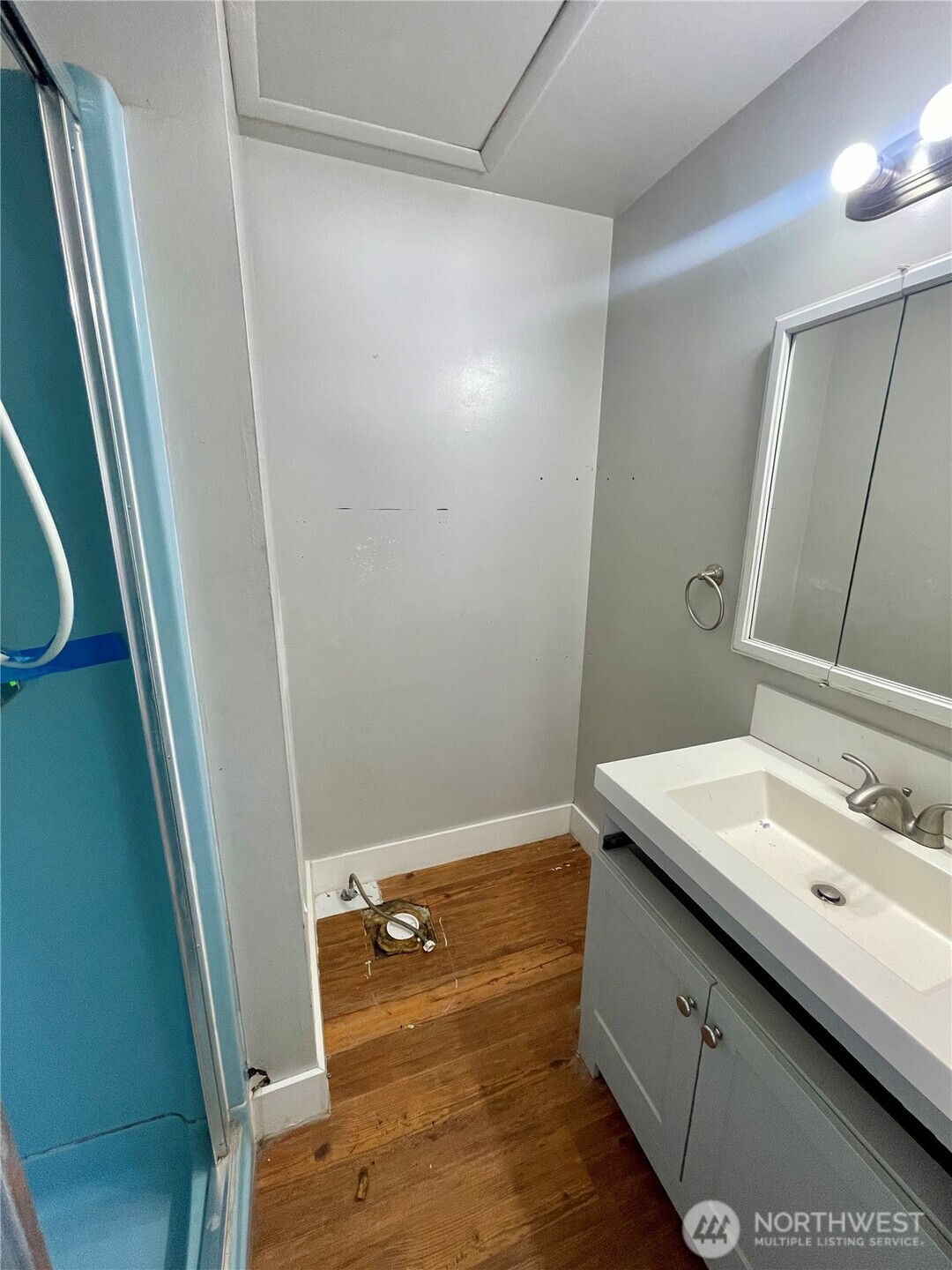 1004 W Willow Street Property Photo 16