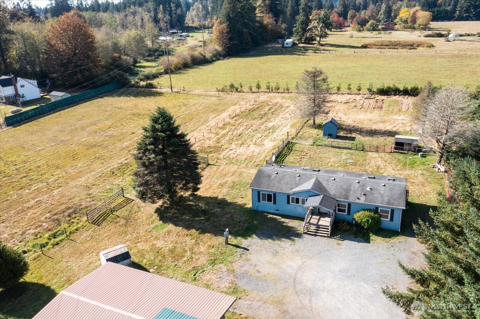 14428 Jim Creek Rd Property Photo 2