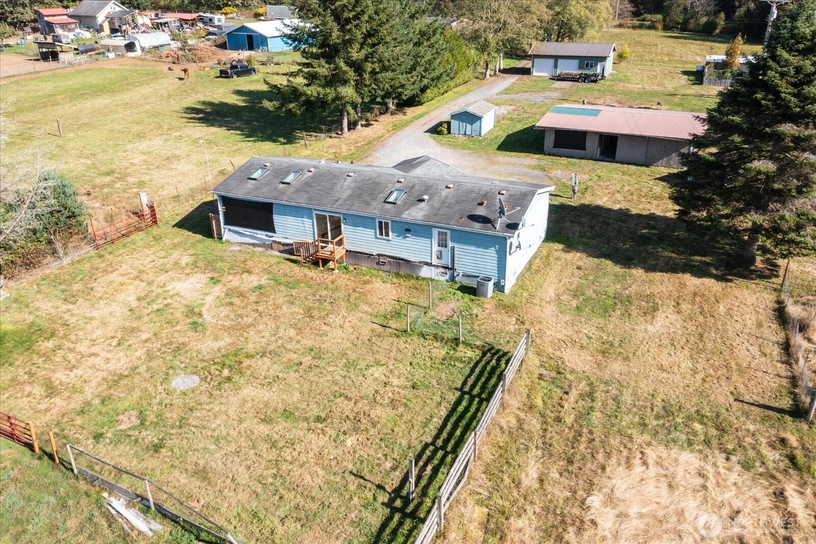 14428 Jim Creek Rd Property Photo 3