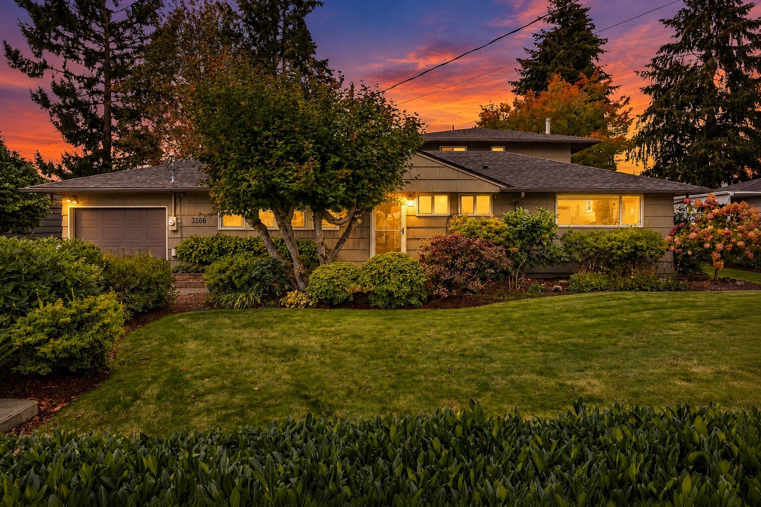 3566 Sunset Drive Property Photo 1