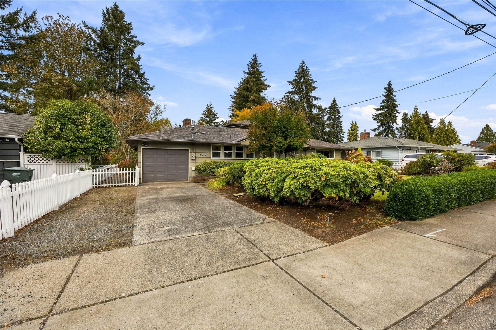 3566 Sunset Drive Property Photo 4