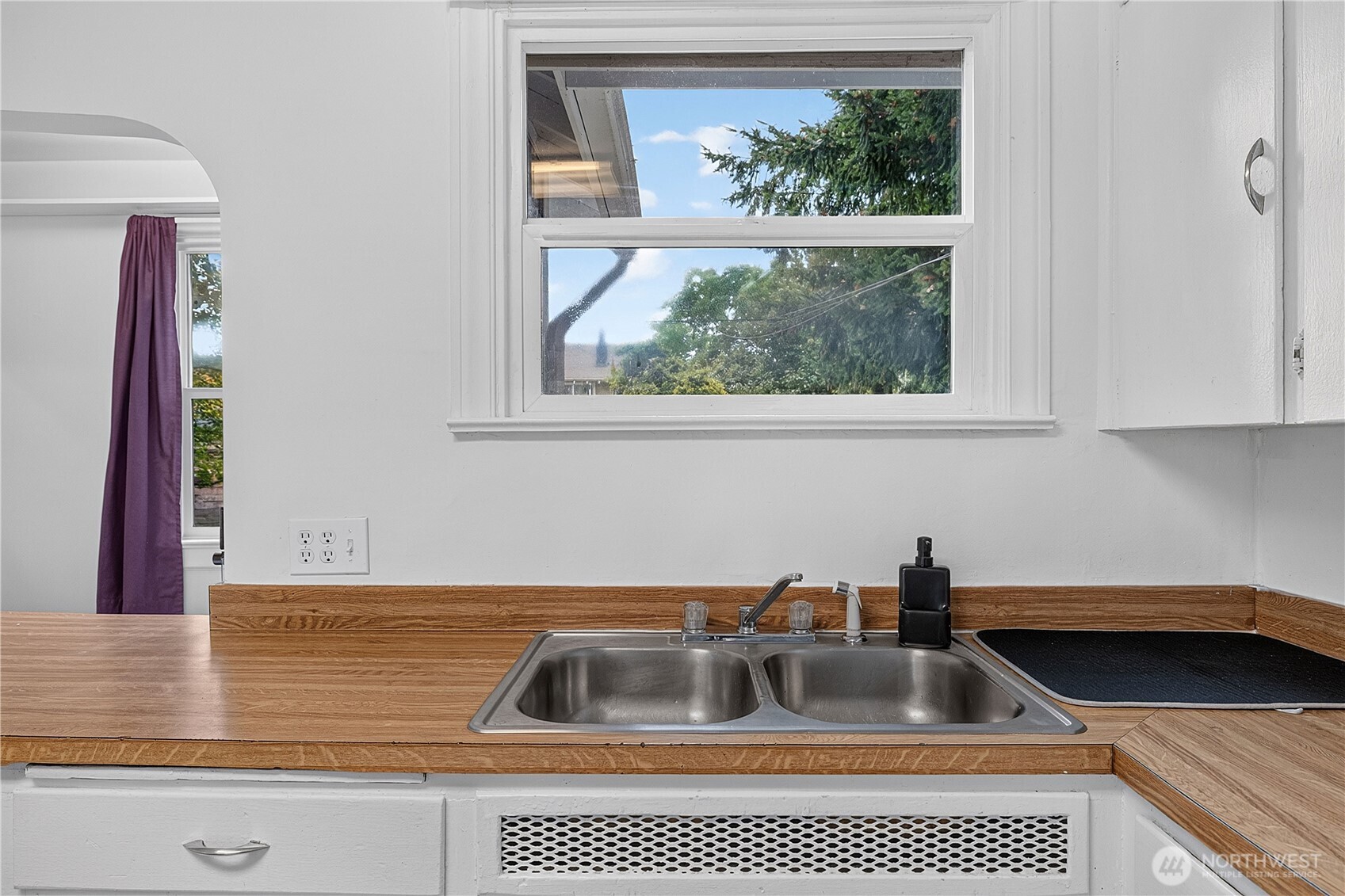 513 Warner Street Property Photo 29