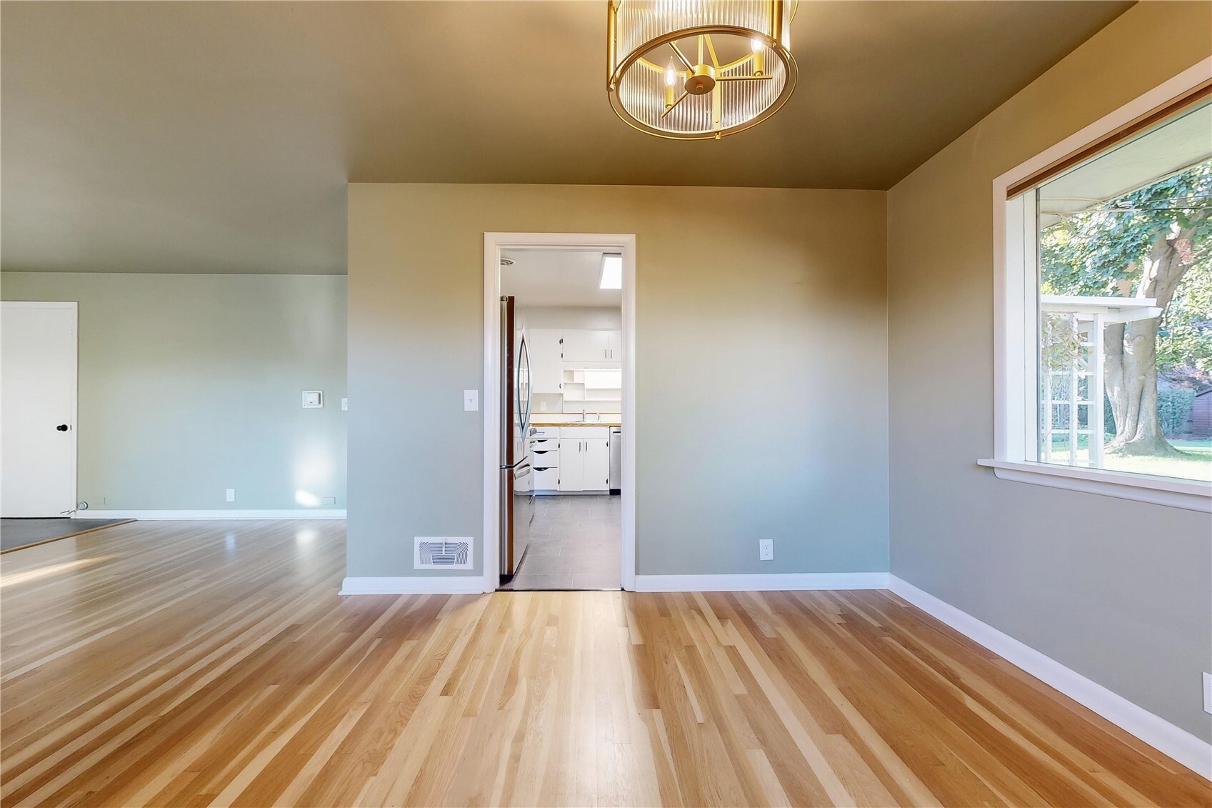 825 Wauna Vista Drive Property Photo 10