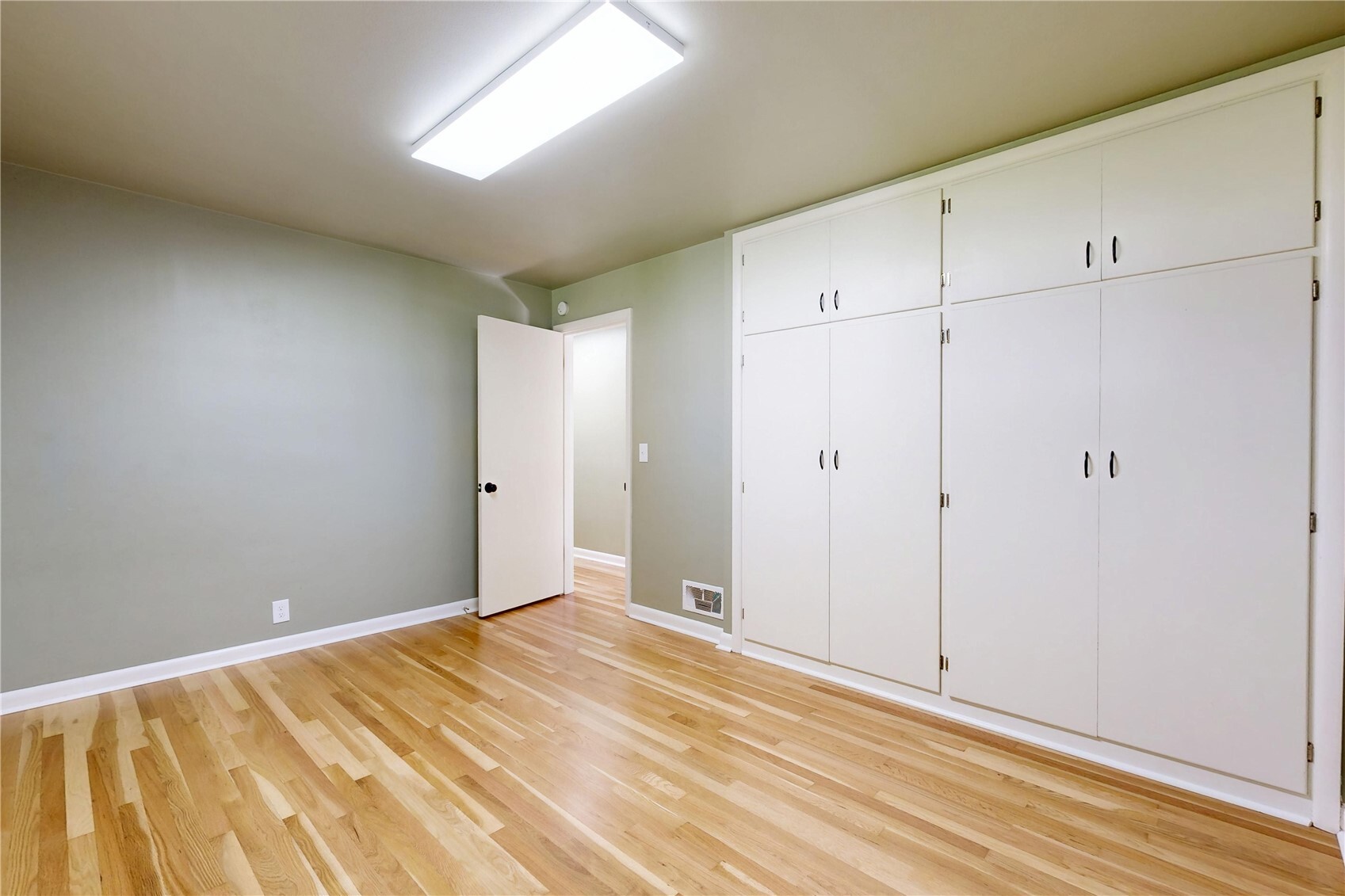 825 Wauna Vista Drive Property Photo 17