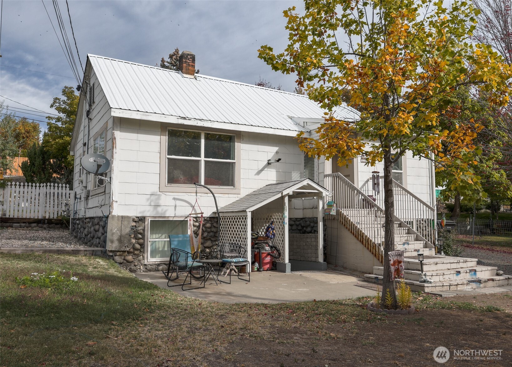 26 W Cherry Avenue Property Photo 7