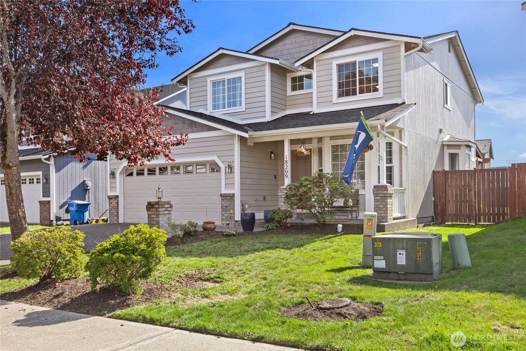 18209 106th Street Property Photo 2