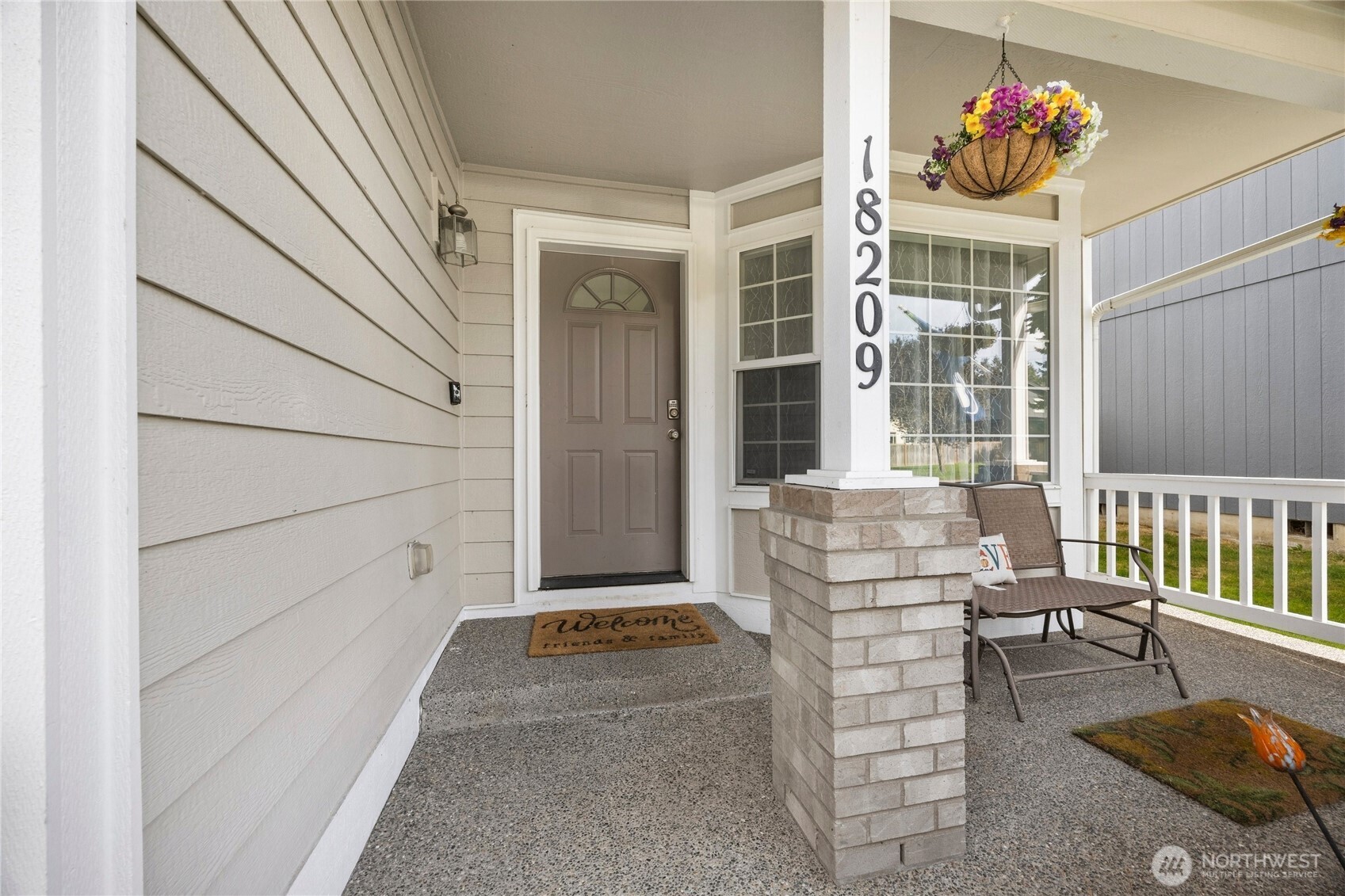 18209 106th Street Property Photo 3