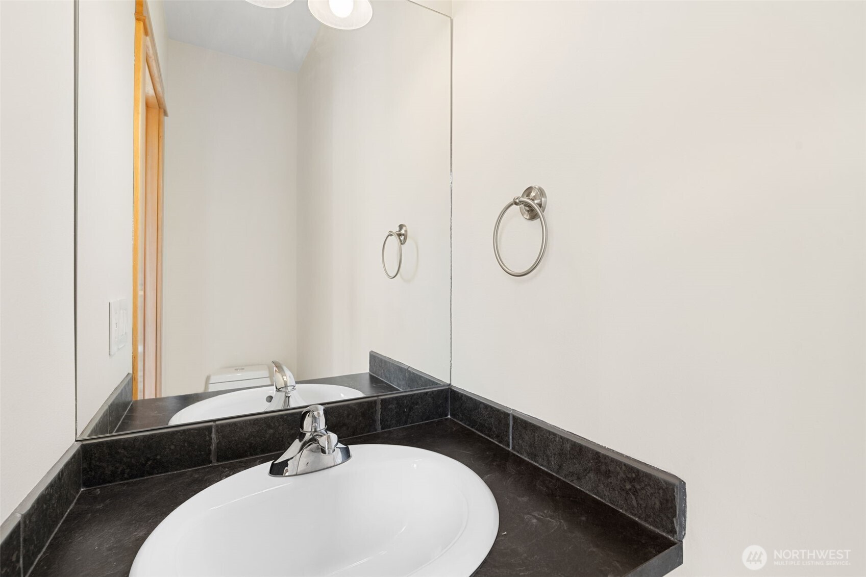 2520 Jefferson Avenue C Property Photo 17