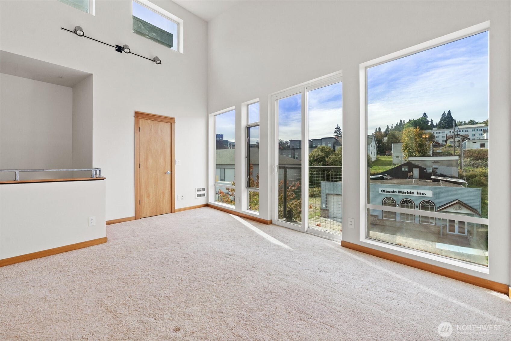 2520 Jefferson Avenue C Property Photo 25