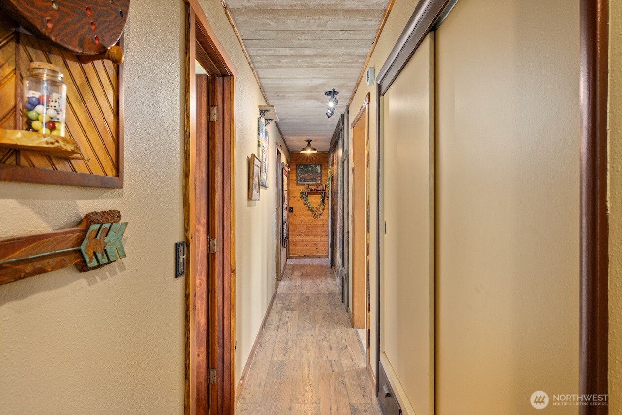 7271 Lyons Road Property Photo 17