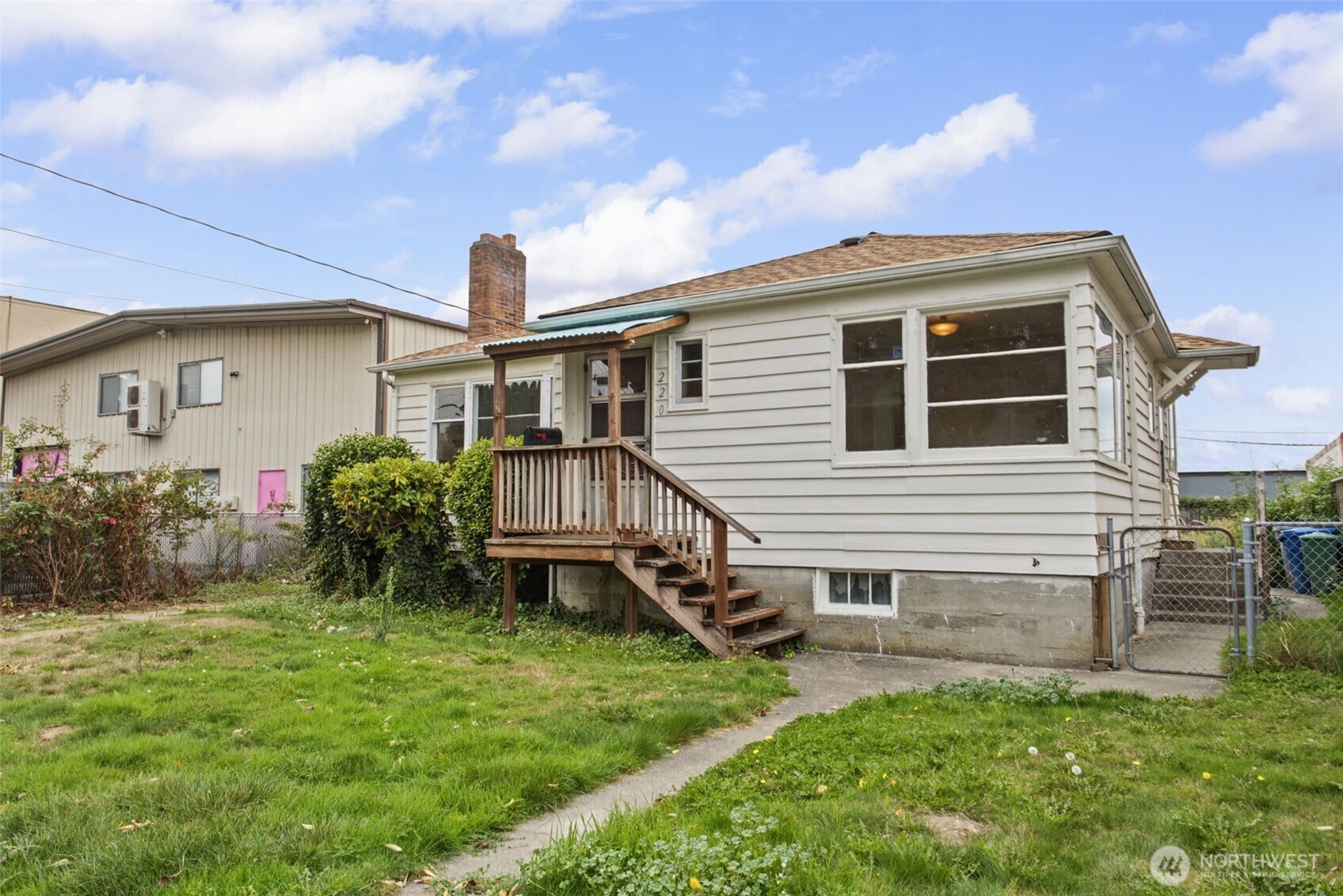 220 S Tobin Street Property Photo 1