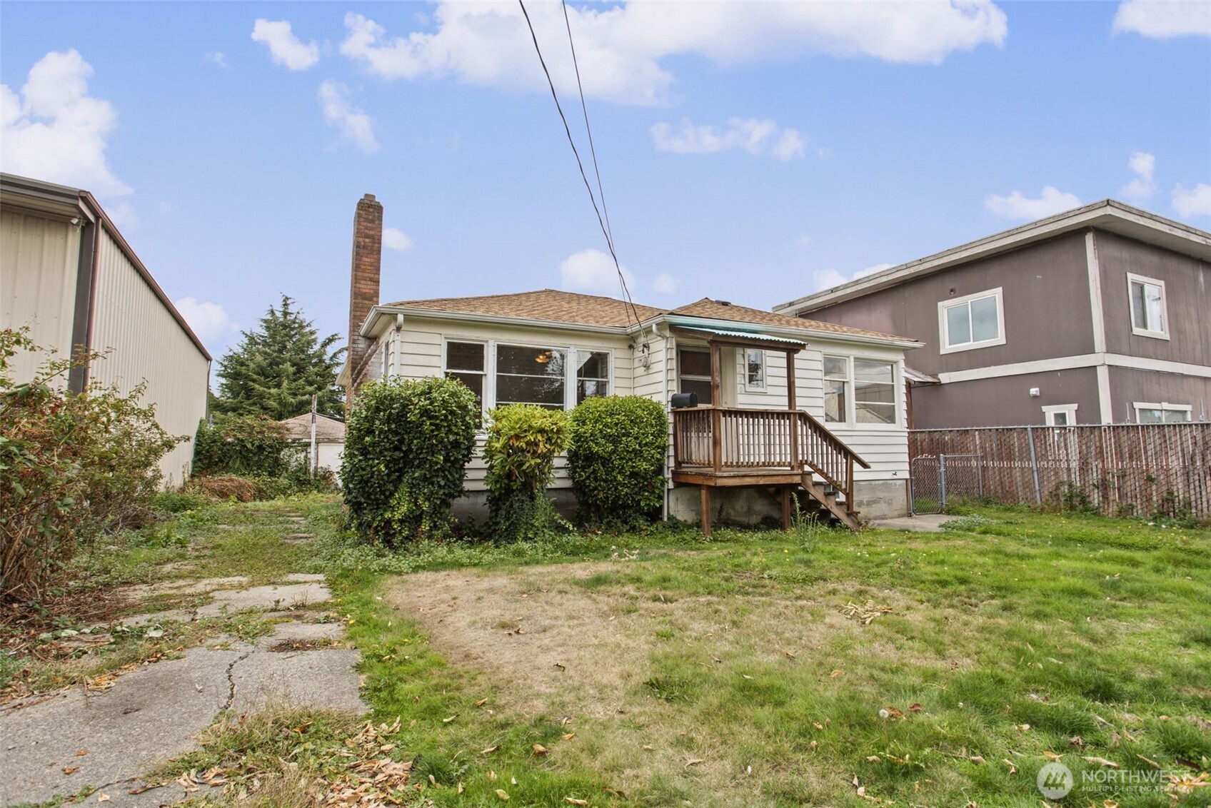 220 S Tobin Street Property Photo 3