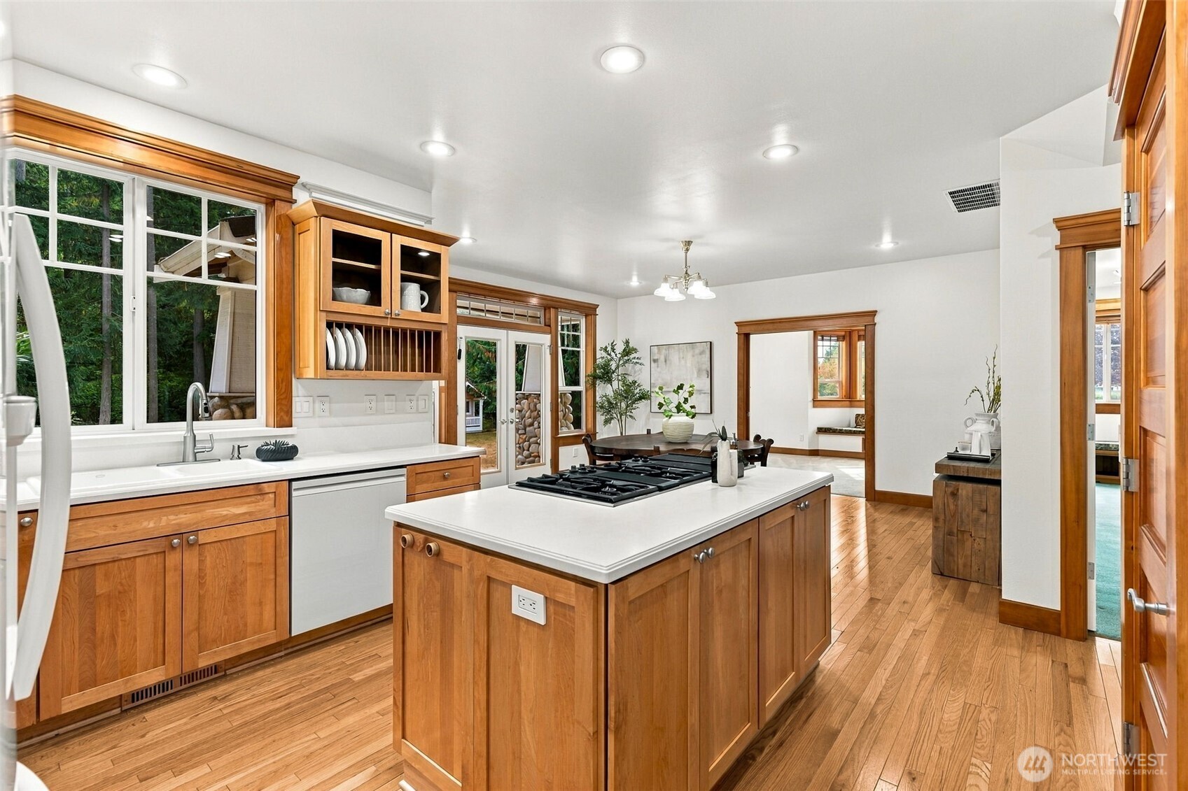 9603 39th Loop Property Photo 14