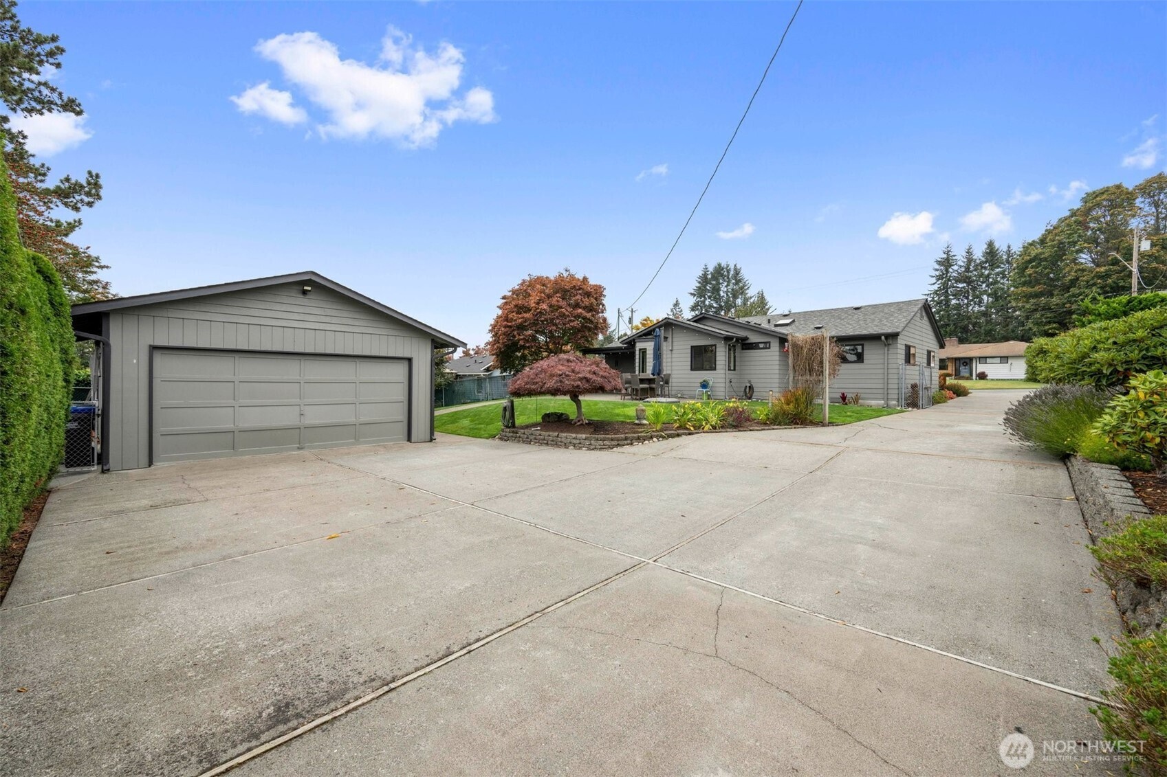 2304 5th Street Property Photo 1