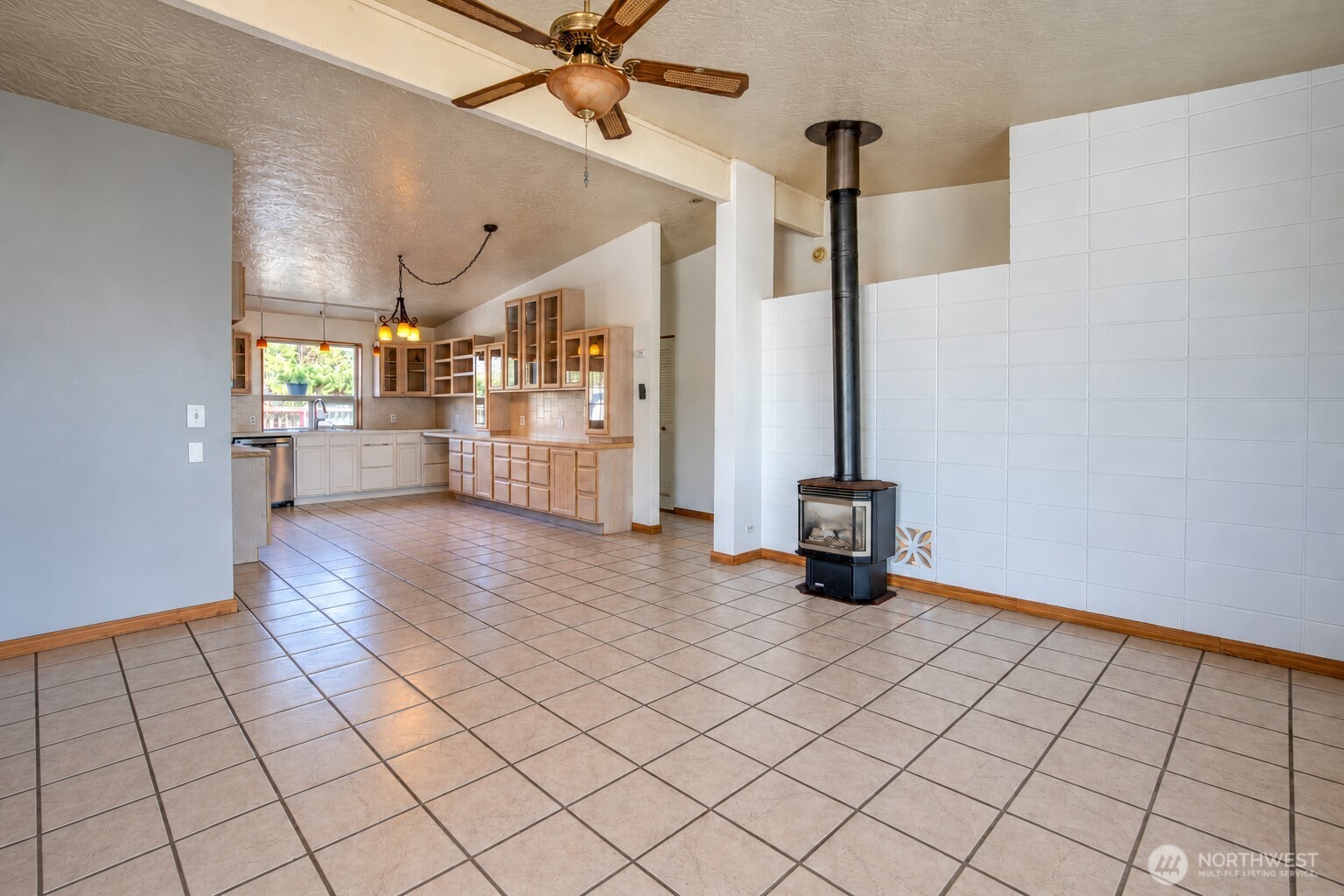 288 Sand Dune Avenue Property Photo 4