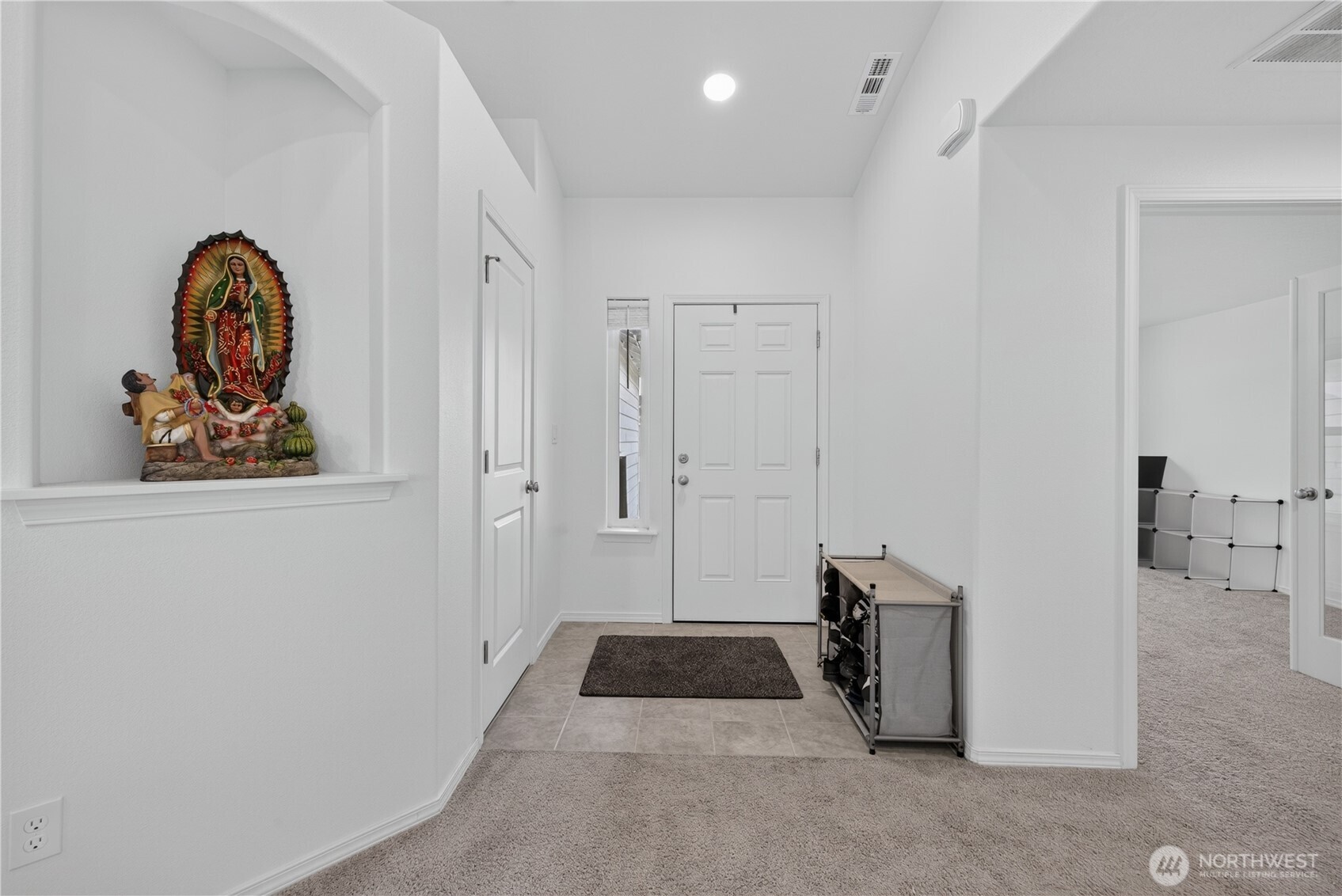 704 Regina Place Property Photo 3