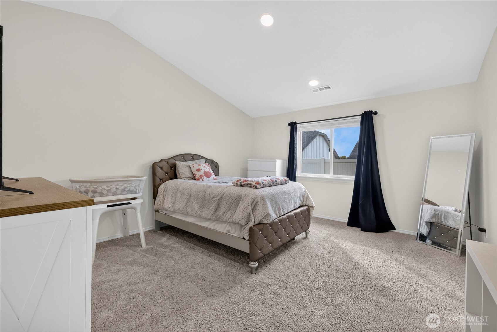 704 Regina Place Property Photo 16