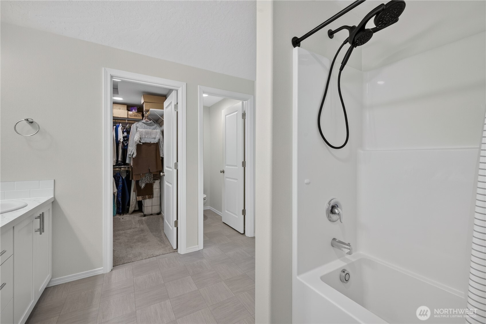 704 Regina Place Property Photo 22