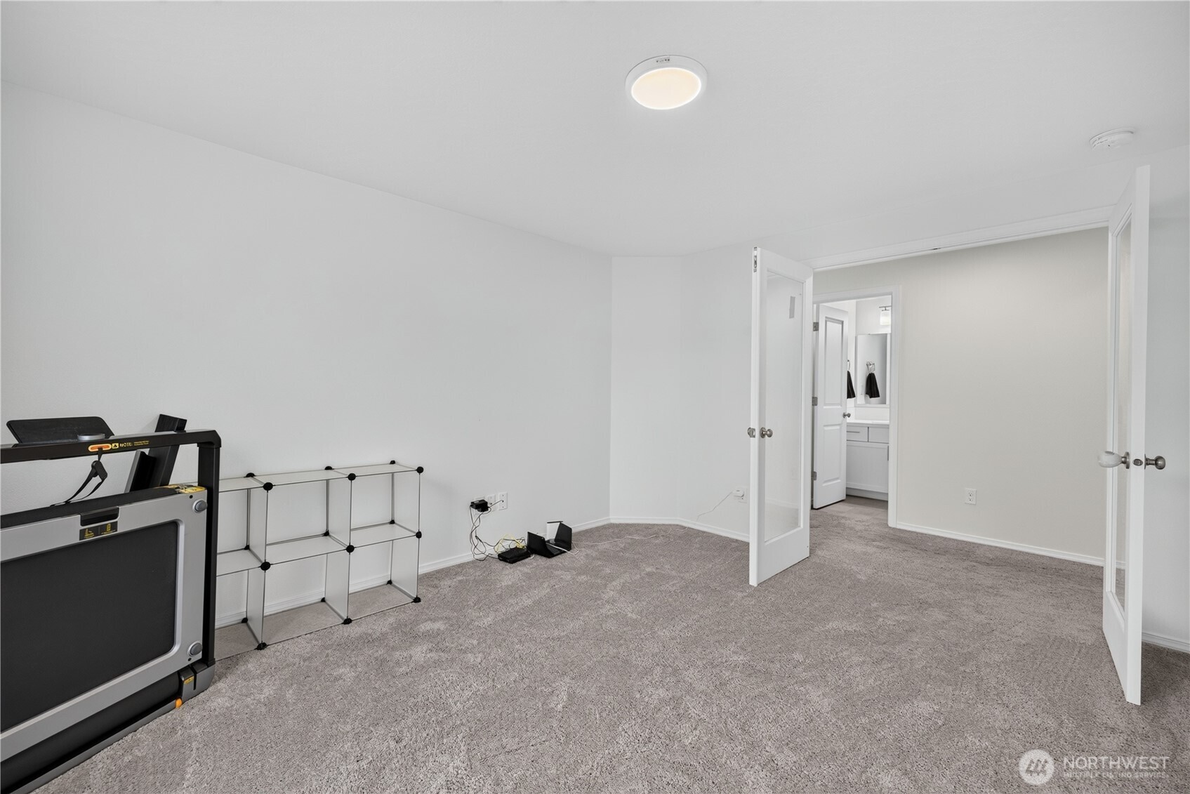 704 Regina Place Property Photo 31