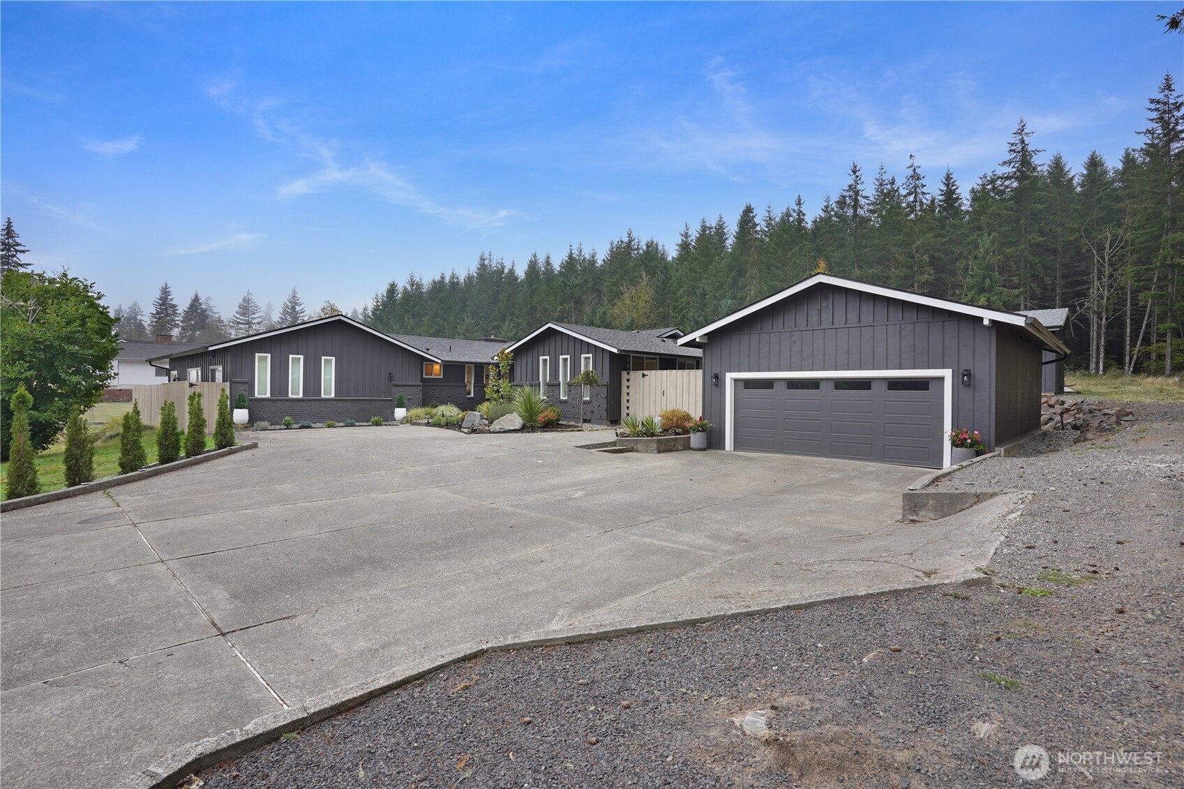 127 Fir Drive Property Photo 7