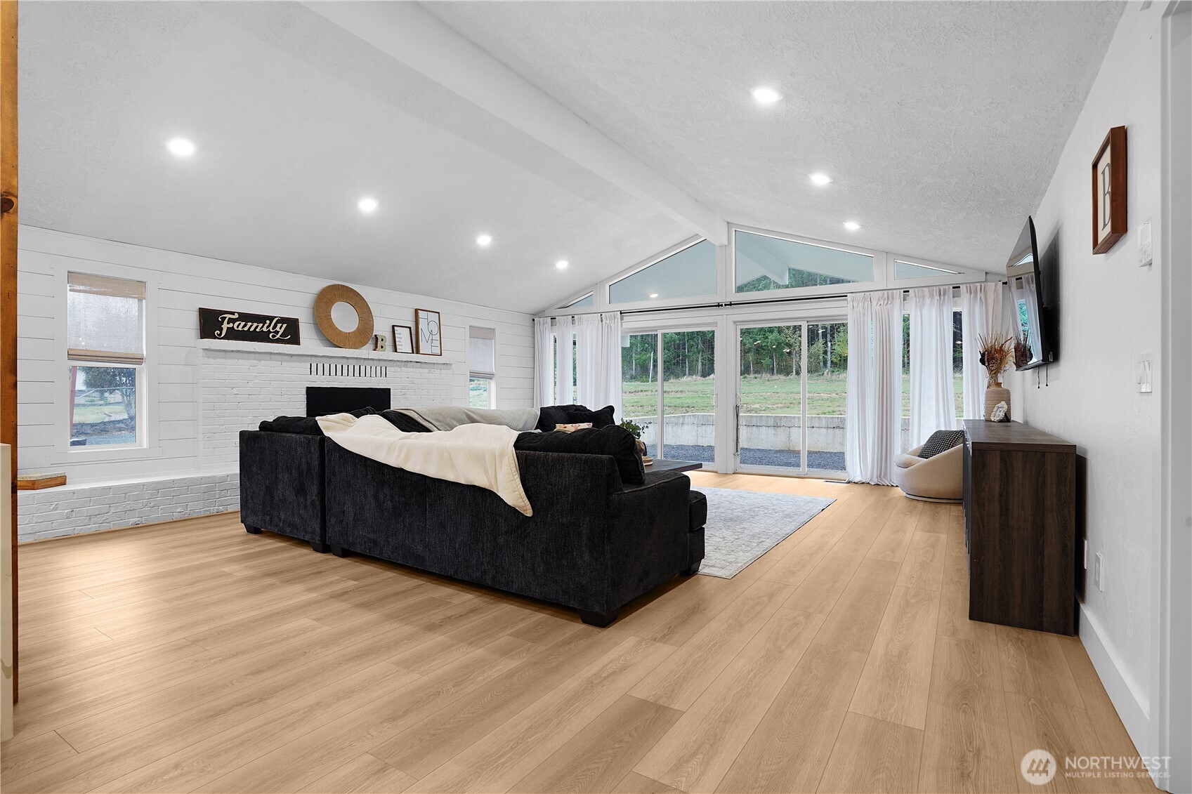 127 Fir Drive Property Photo 19