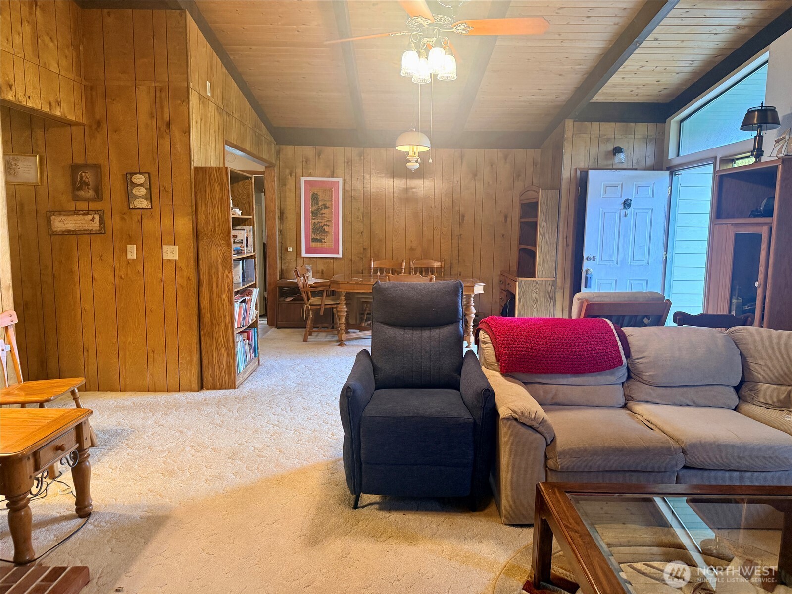 31307 L Street Property Photo 8