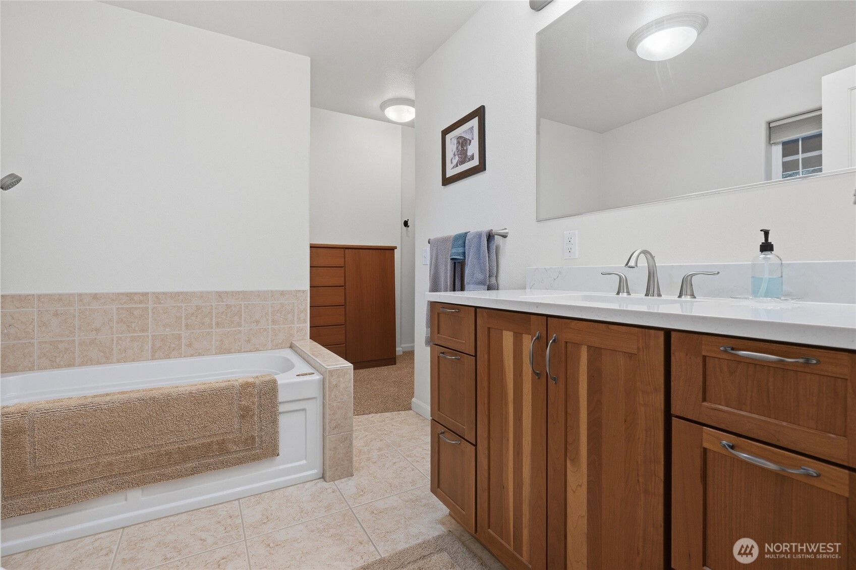 101 Ne Rainbow Place Property Photo 18
