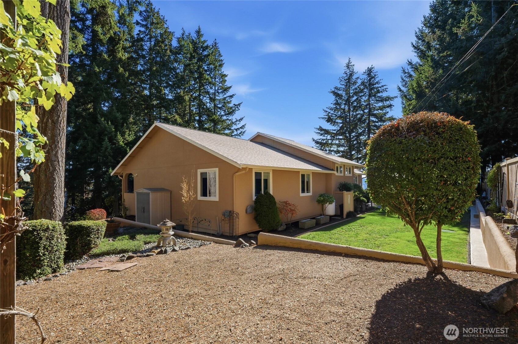 101 Ne Rainbow Place Property Photo 22
