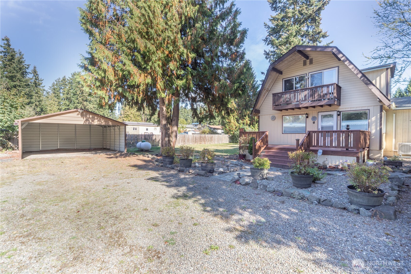 33 E Arden Street Property Photo 1