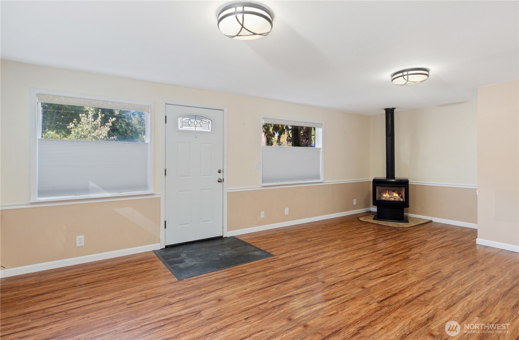 33 E Arden Street Property Photo 7
