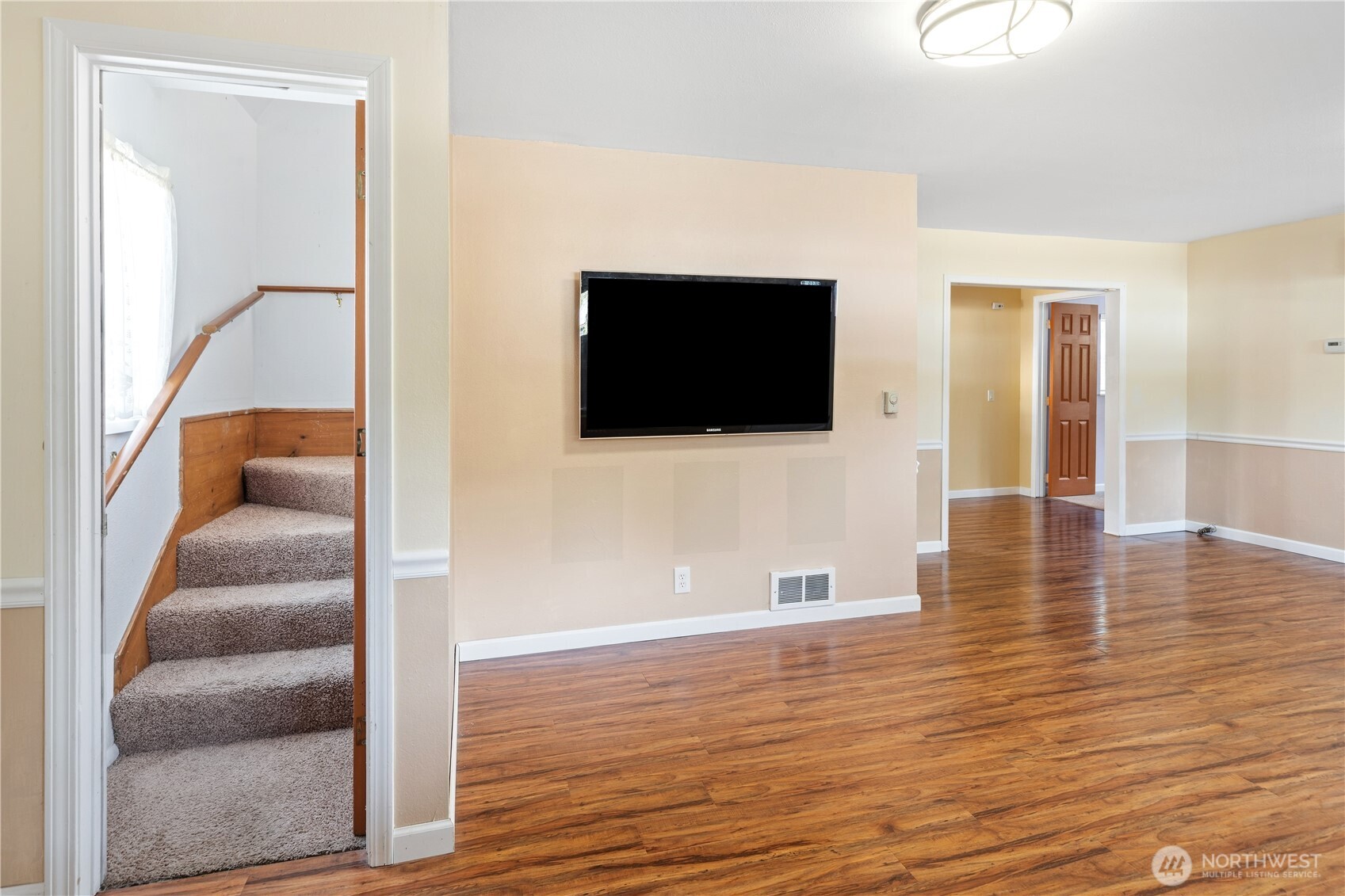 33 E Arden Street Property Photo 12