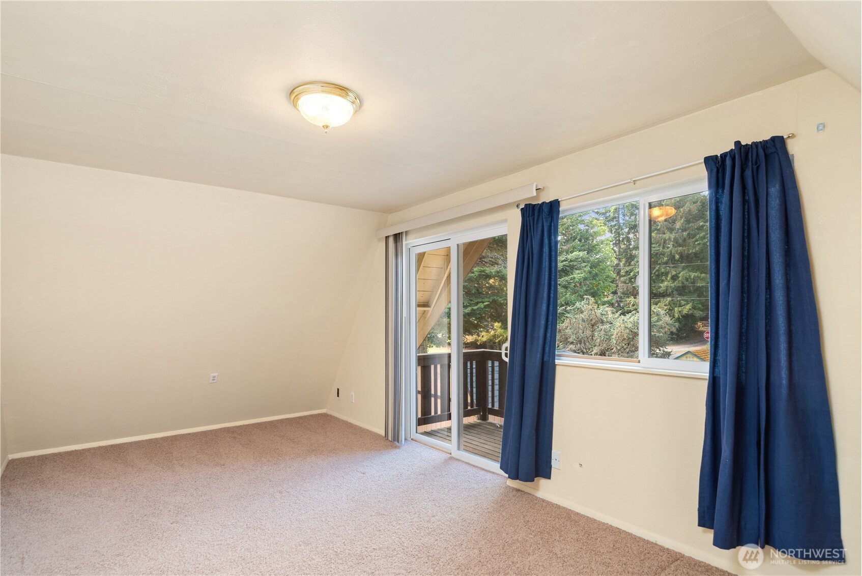 33 E Arden Street Property Photo 24