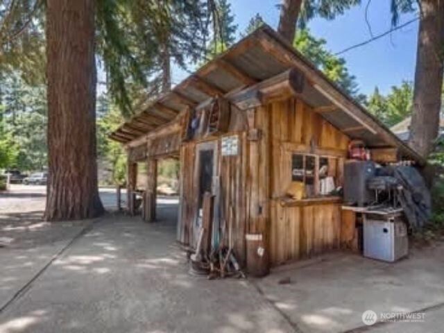 6 Jennings Road Property Photo 8