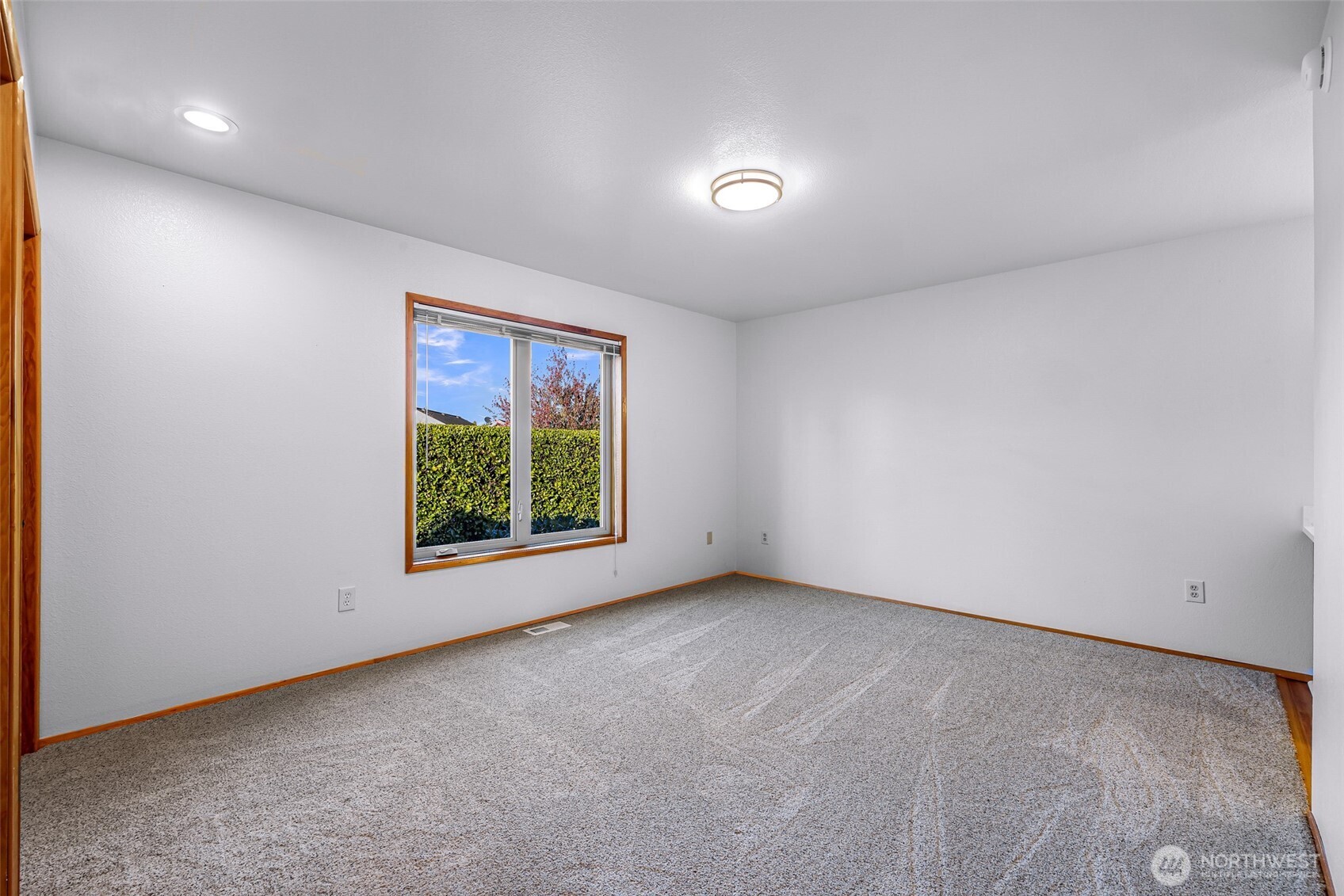 4874 N Village Lane B Property Photo 25