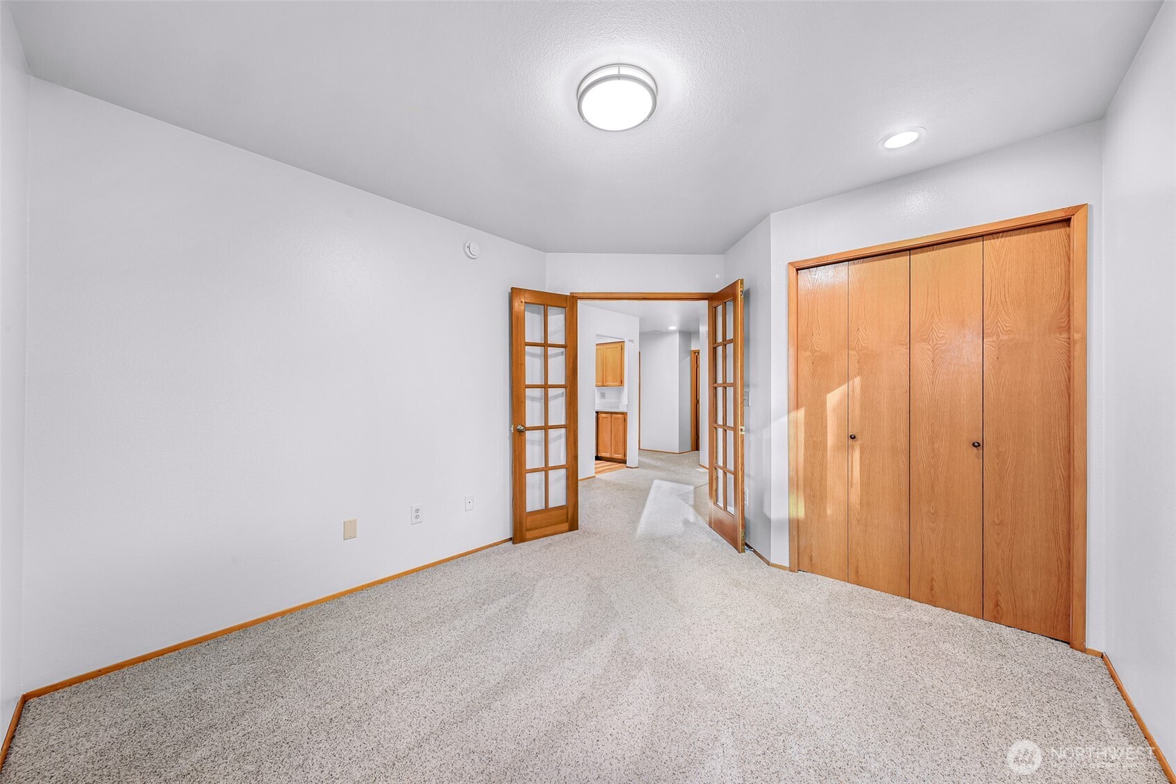 4874 N Village Lane B Property Photo 33
