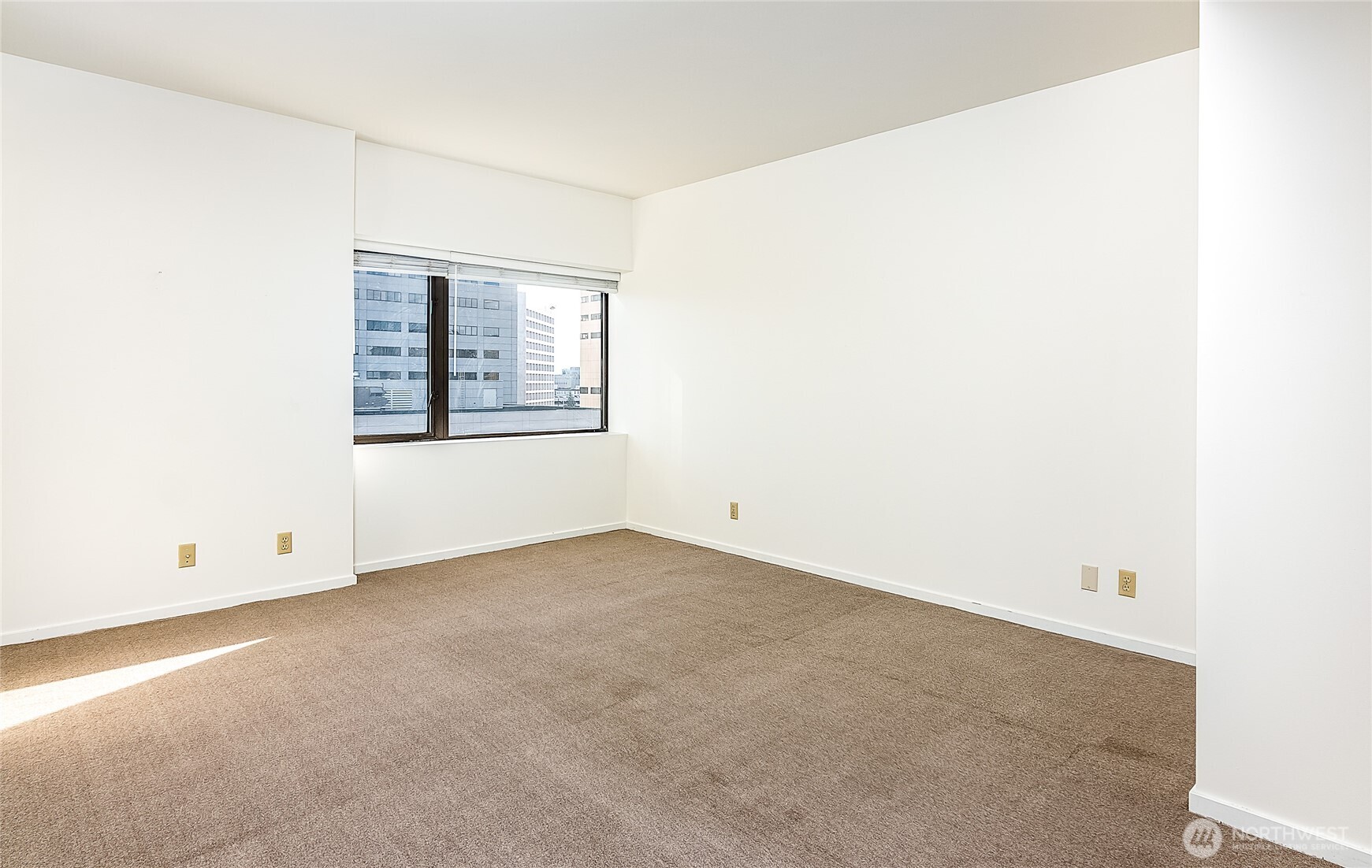 1301 Spring Street 8c Property Photo 23