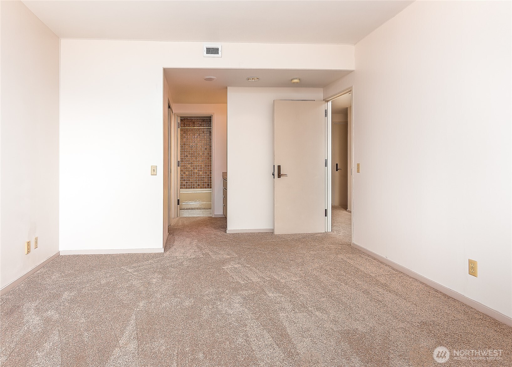 1301 Spring Street 8c Property Photo 24