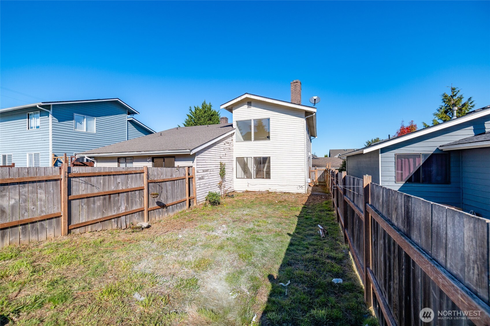 2218 E Fulton Street Property Photo 28