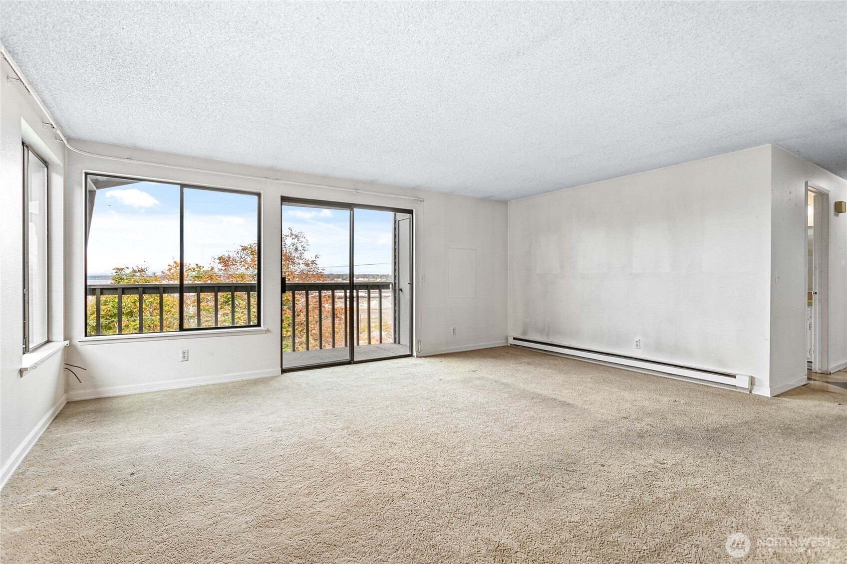 630 Boulevard Property Photo 12