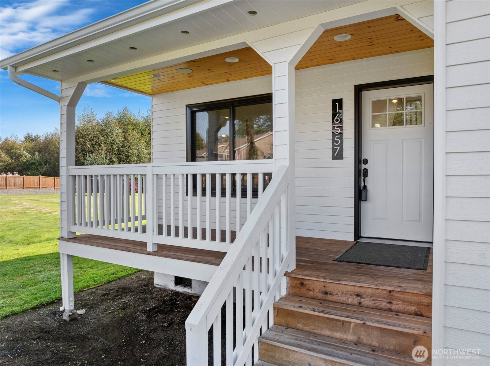 16557 Ovenell Road Property Photo 4