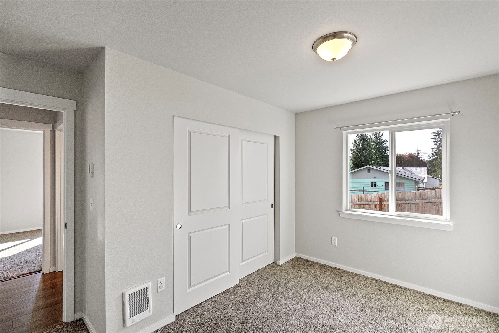 11 E Wickersham Lane Property Photo 26