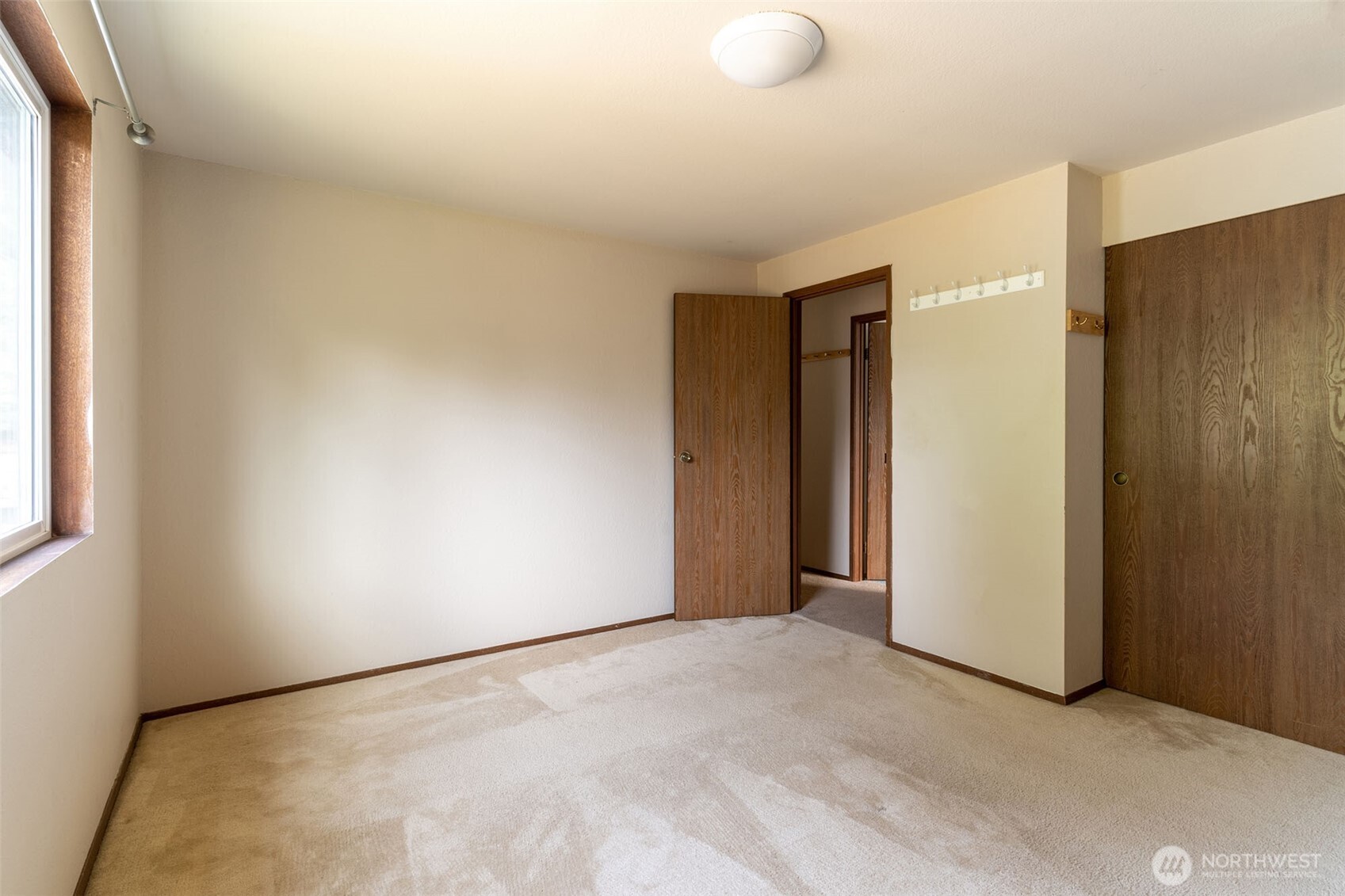 4221 152nd Place Property Photo 7