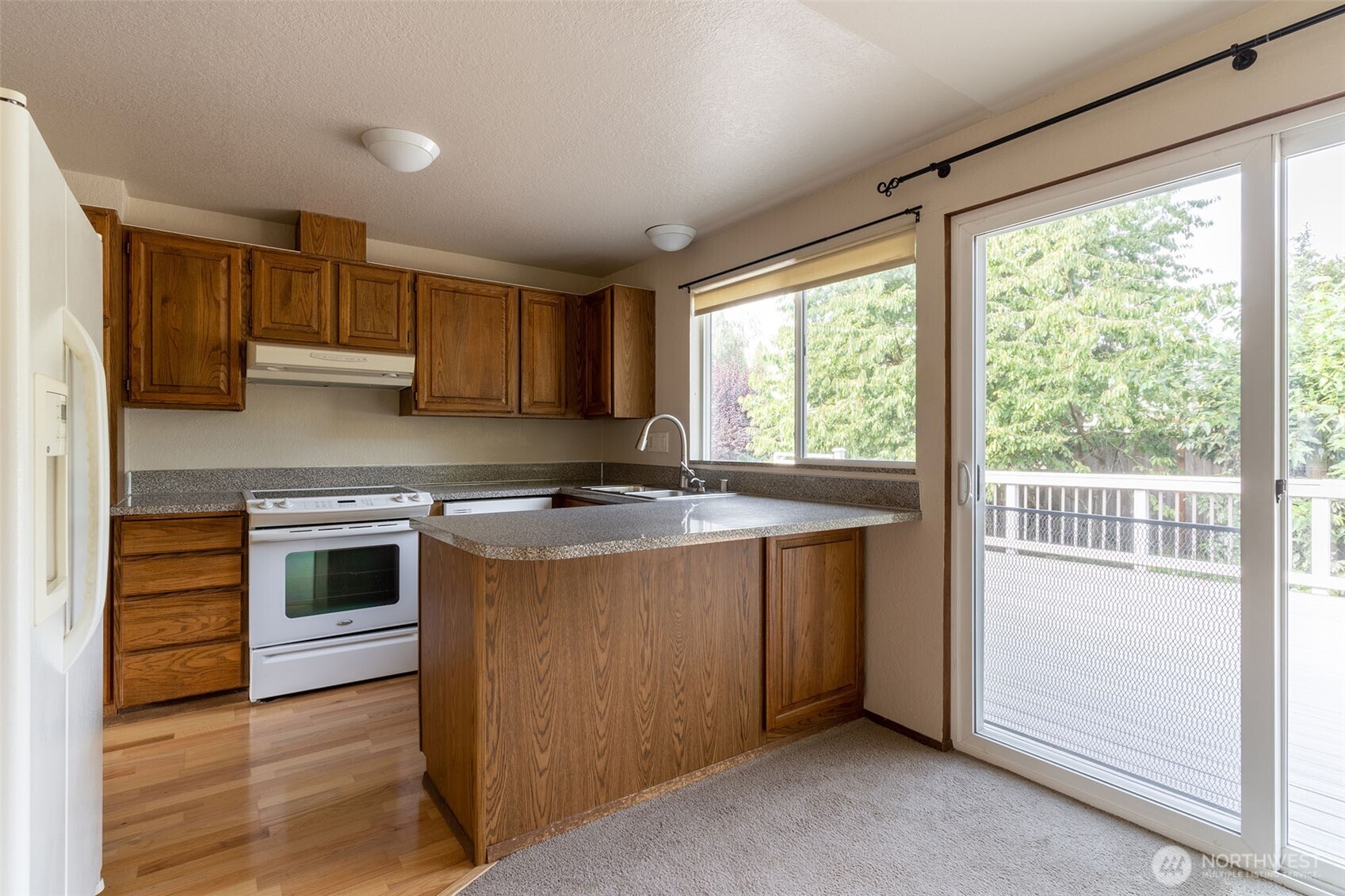 4221 152nd Place Property Photo 8