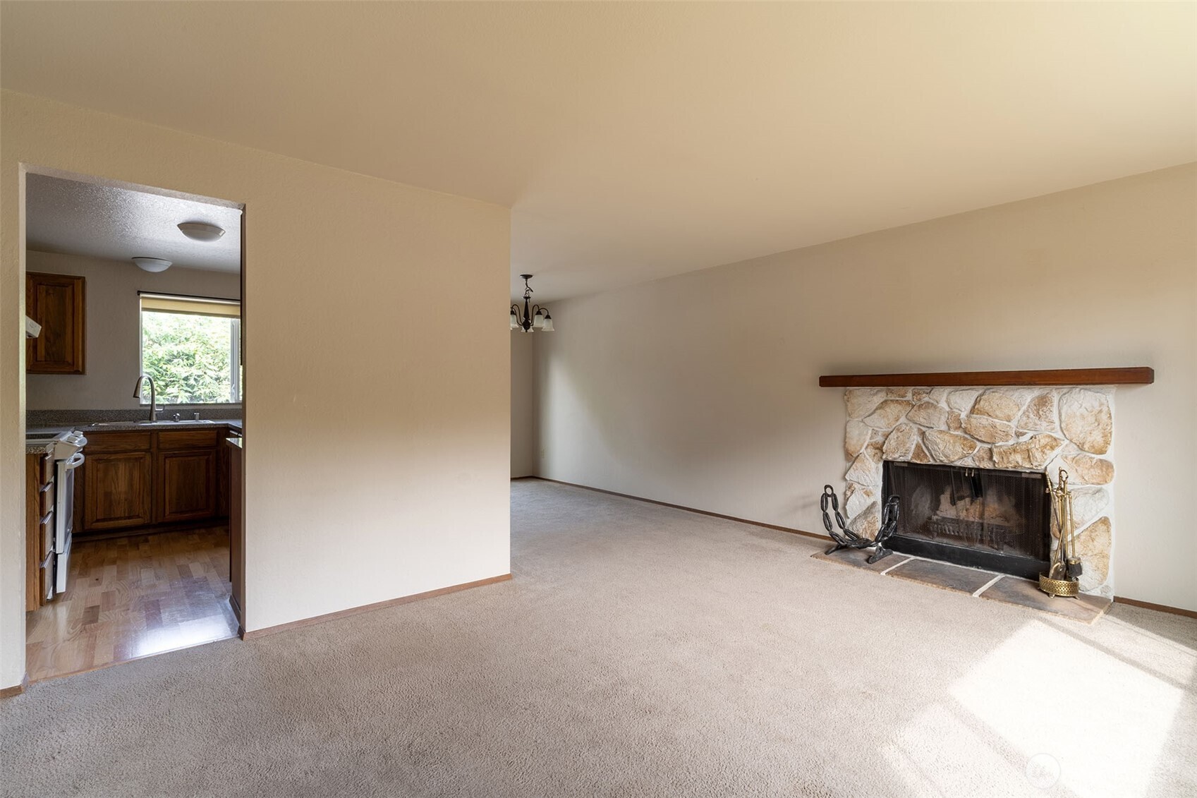 4221 152nd Place Property Photo 10