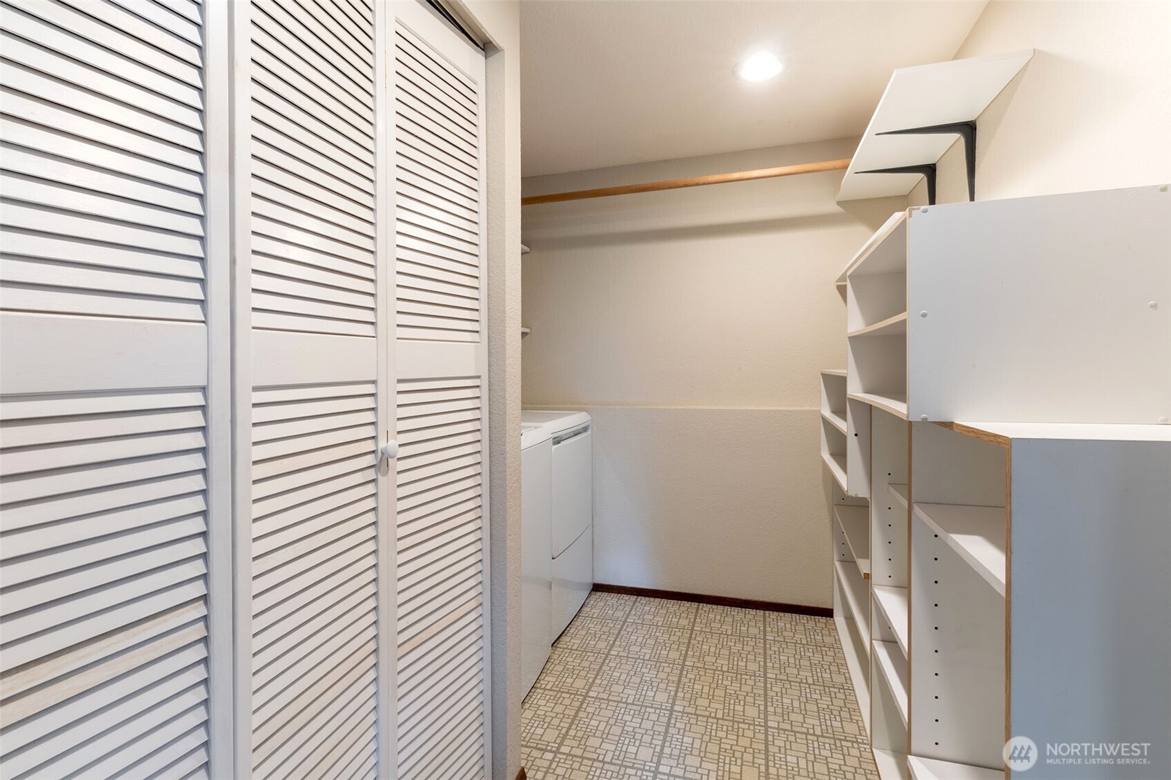 4221 152nd Place Property Photo 13