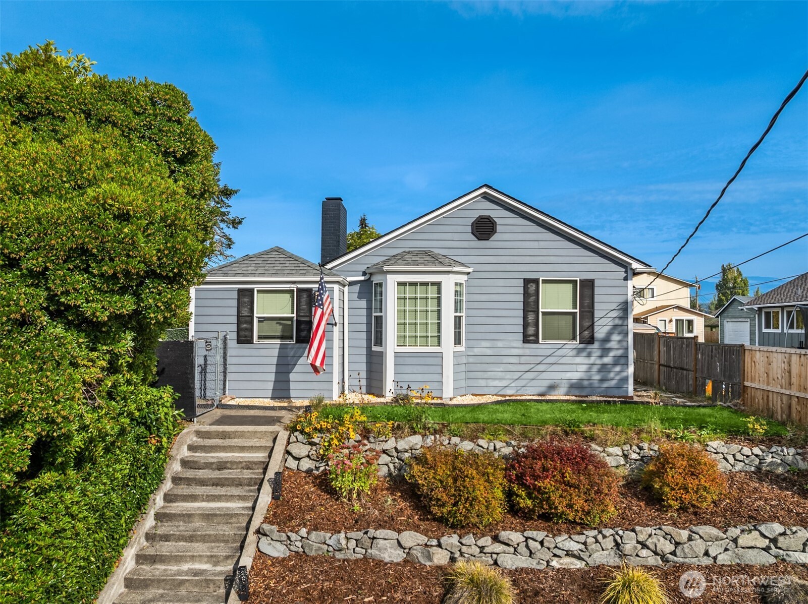 1920 6th Street Property Photo 2