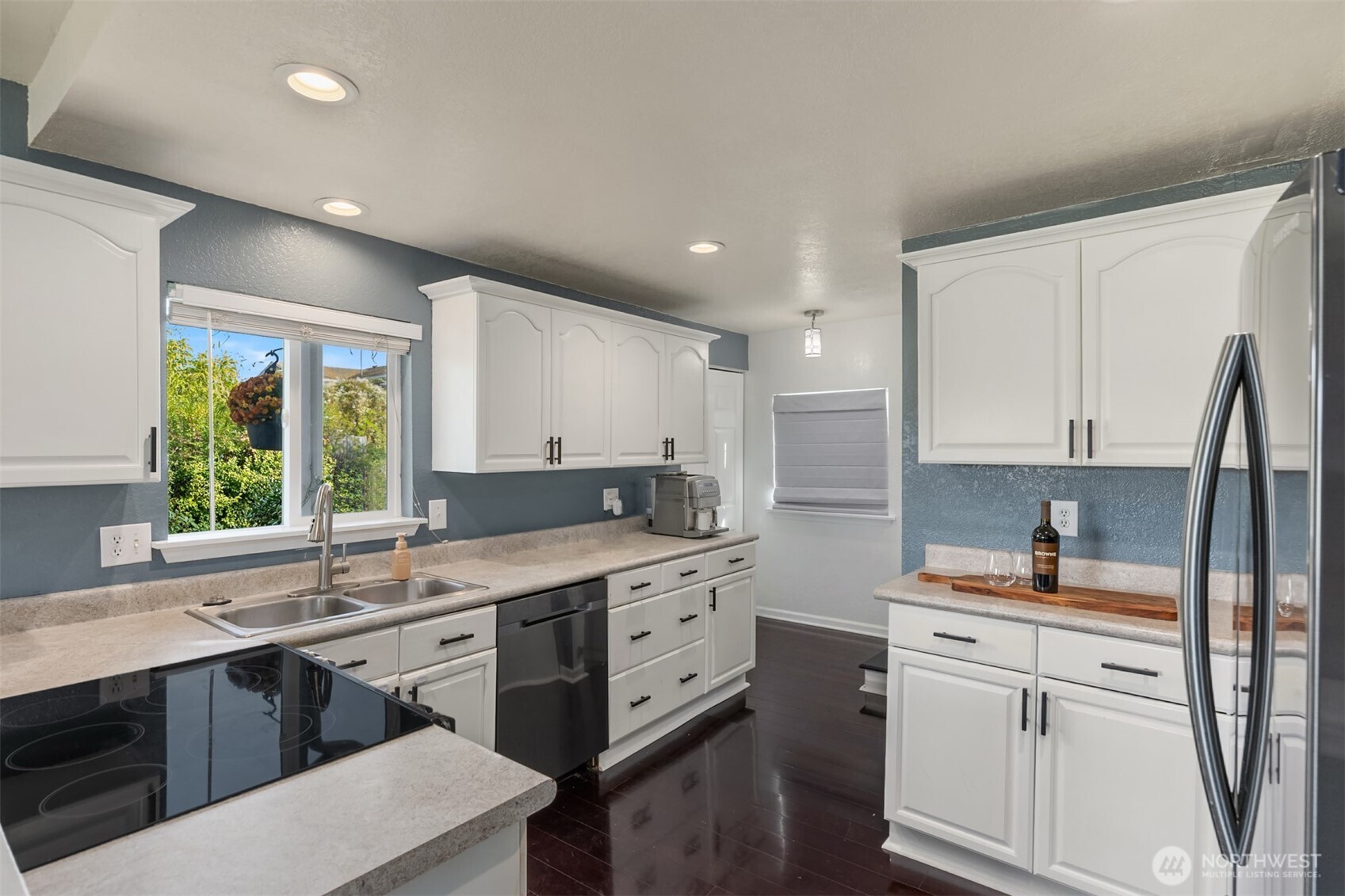 1920 6th Street Property Photo 9