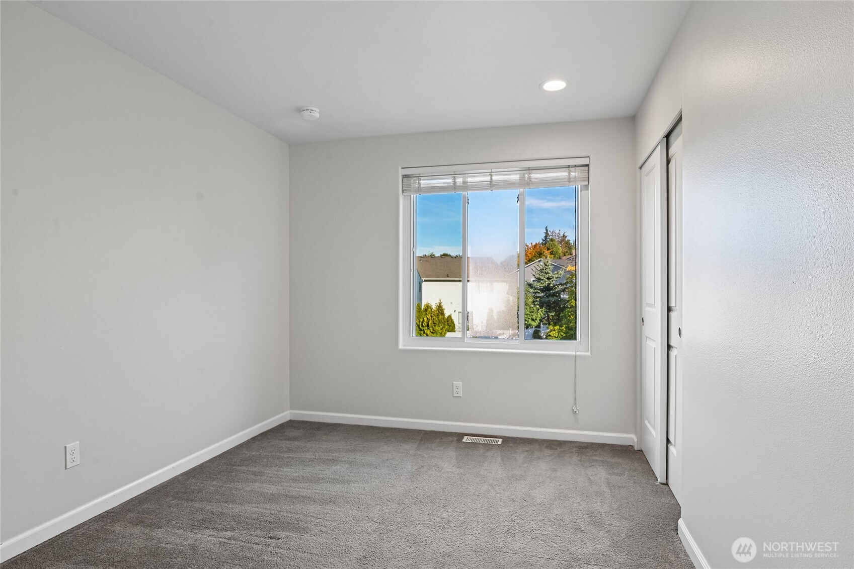5661 S 150th Place Property Photo 20