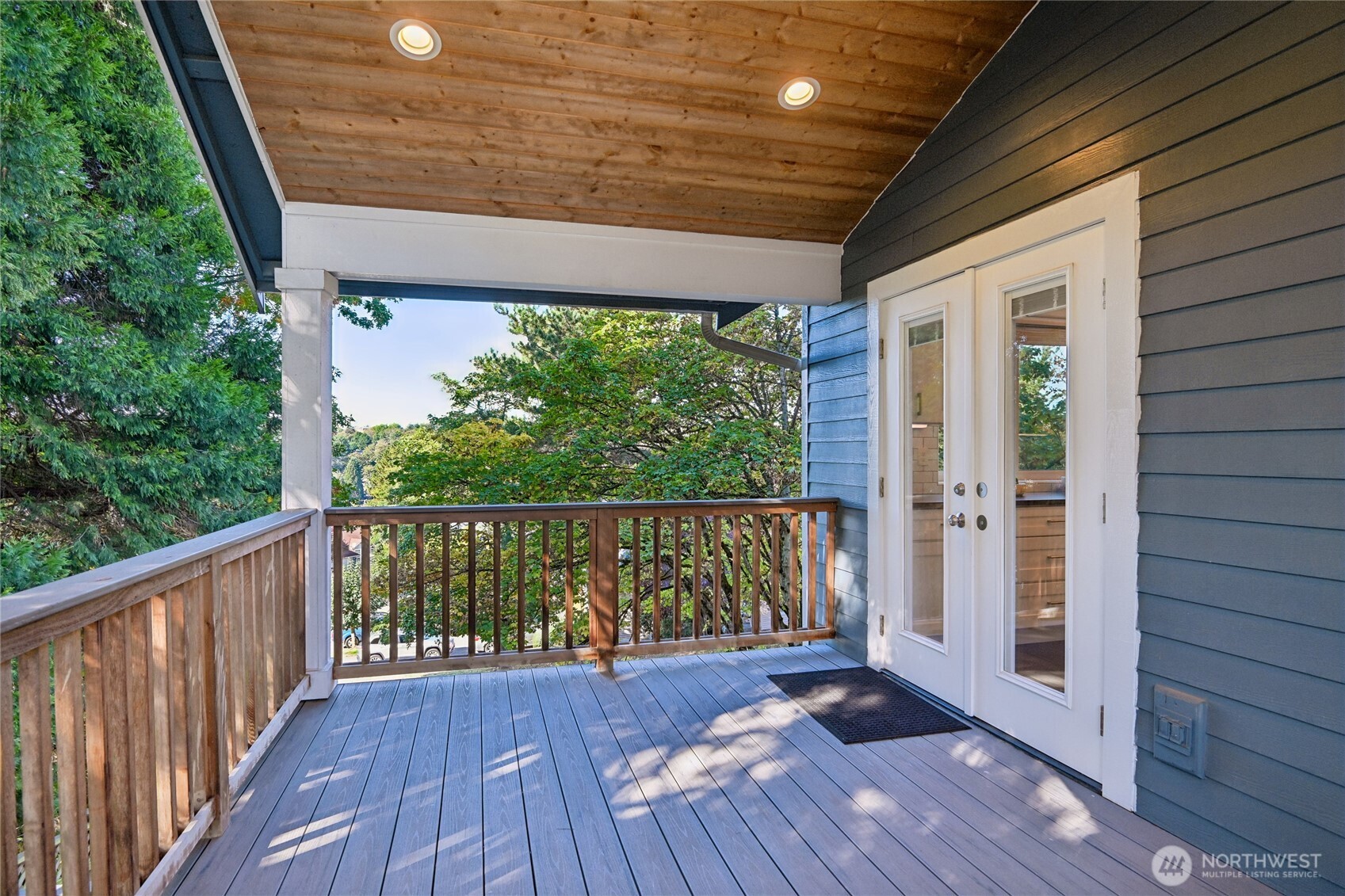 5661 S 150th Place Property Photo 32